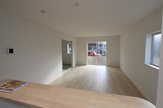 カウンターキッチンは、お子様の様子を家事をしながら見れるので安心♪