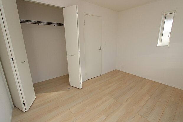 全部屋収納付いています♪