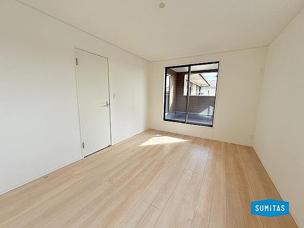 バルコニーへ出られます◎