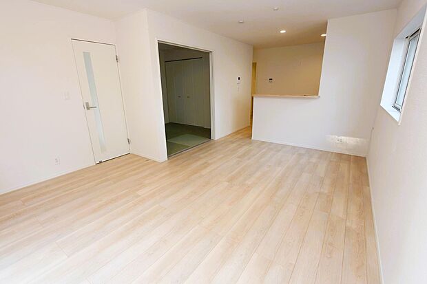 ※画像はイメージですカウンターキッチンは、お子様の様子を家事をしながら見れるので安心♪