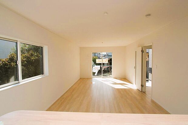 カウンターキッチンは、お子様の様子を家事をしながら見れるので安心♪