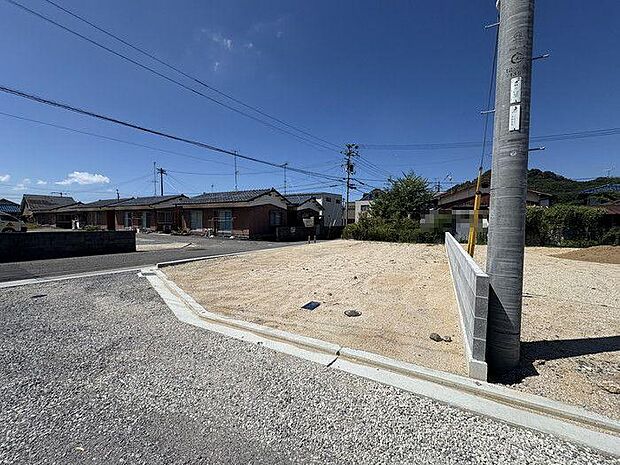 些細なことも相談にのってもらえる、ワクワクしながらお家を探せる、そんなお店づくりを心掛けています。お気軽にお問い合わせください♪