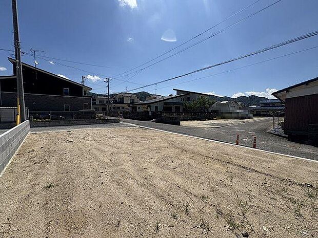 セブンスター 石手店まで約300m♪毎日の食料品や日用品のお買い物がとっても便利です♪