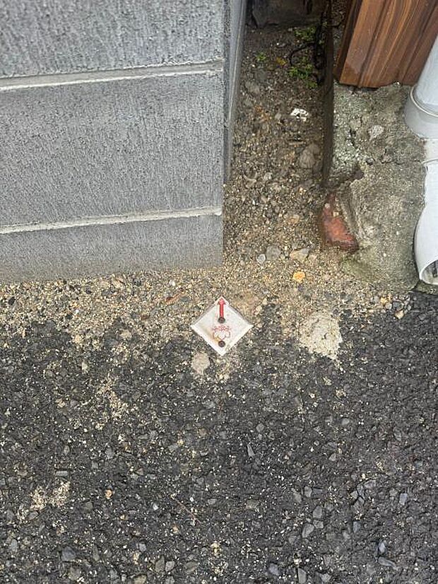 前面道路は北側と南側にあり、南側は幅約5.4ｍあります♪ゆったりしているので、車の移動がしやすいですね♪