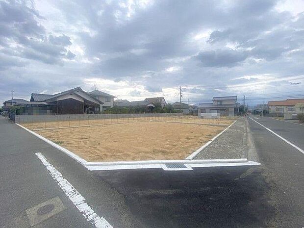 コープえひめ コープ余戸店まで約450m♪毎日の食料品や日用品のお買い物がとっても便利です♪