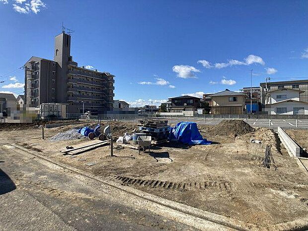 松山市内の銀行でしたら、どちらも提携しておりますので、お客様の支払い方や借り入れ状況に応じて、一番合ったご提案をさせていただきます♪
