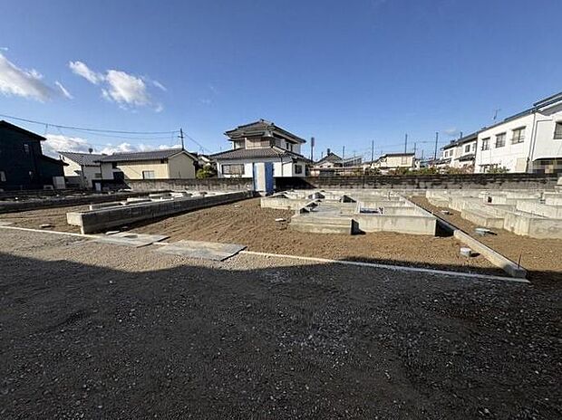 キッチンは15帖以上！パントリー付なので、日用品から備蓄品も収納できるのが嬉しいですね♪