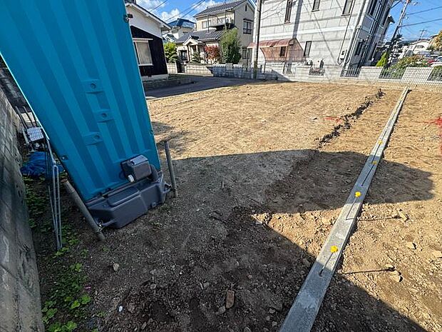 リビング階段♪2階へ上がる際に必ずリビングを通るため、家族が顔を合わせる機会が増えます♪