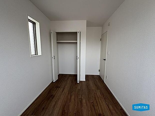 2階北東側洋室(5.06帖)のクローゼット