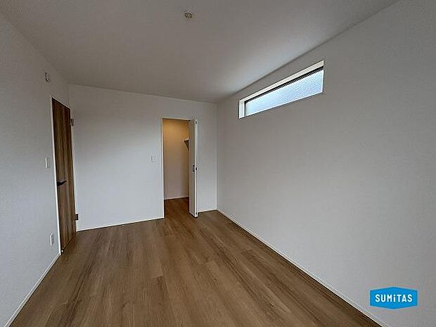 2階南東側洋室(約7.5帖)にはウォークインクロゼット有