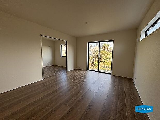 リビングは約16帖