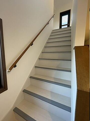 室内 福山市坪生町1丁目