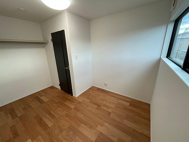 2階居室は子供部屋や趣味のお部屋としても活躍♪