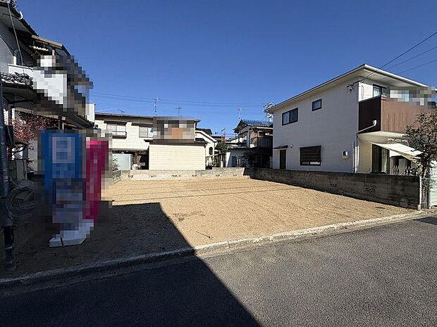 2階の各居室もすべて南向き。明るい光の中で、お子様が勉強や遊びに集中できる環境です。クローゼットもついてます♪