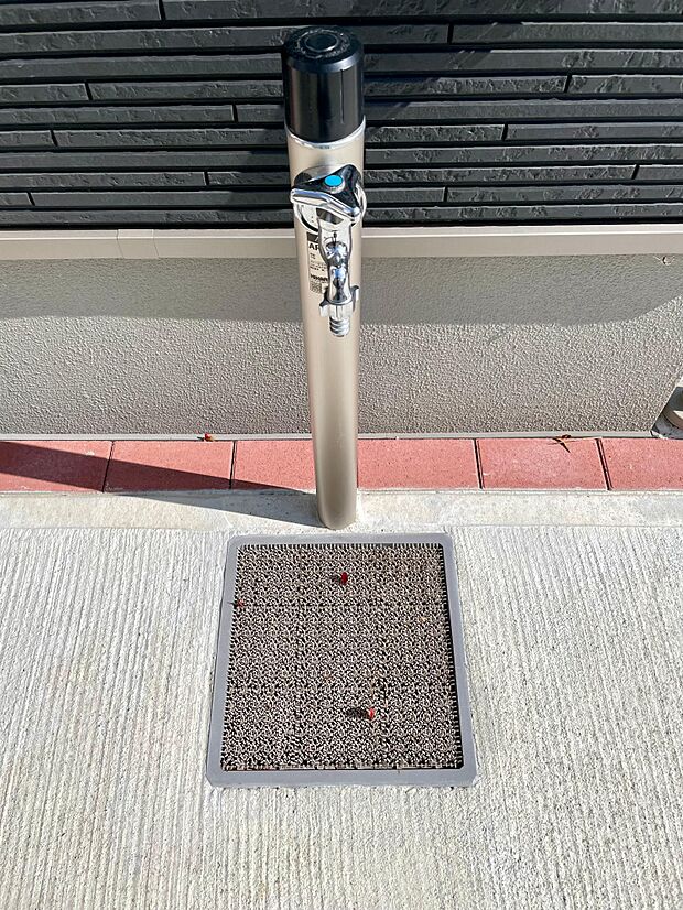 外の立水栓♪戦車も可能♪