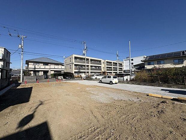 バス停まで徒歩約5分♪通勤・通学に便利!中心地へも楽々アクセスできるので、お休みの日のお出かけも楽しくりますね♪