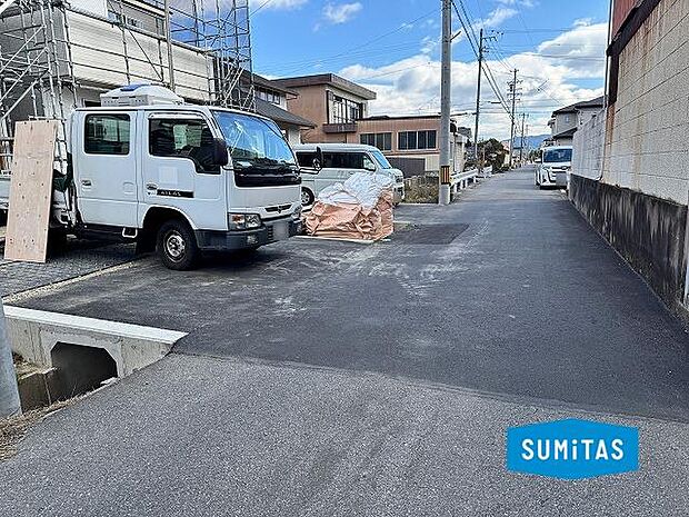 南西面道路は幅員約4.1m