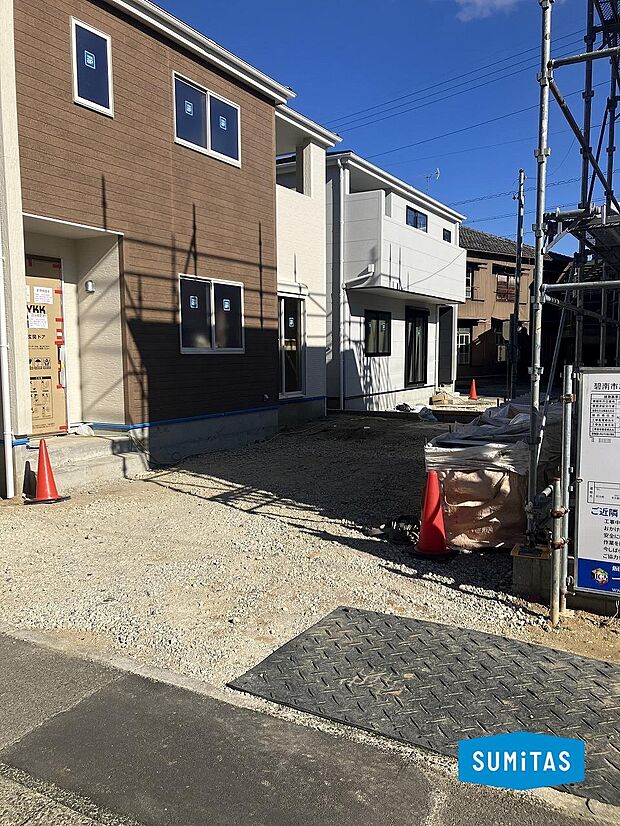 並列2台駐車可能です◎（車種による）