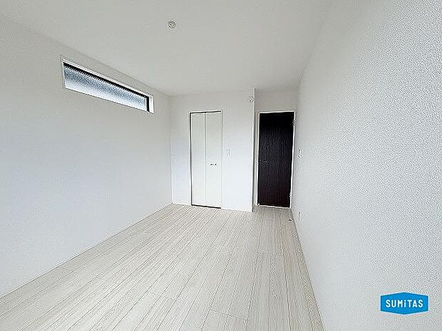 2階 7帖の洋室です♪