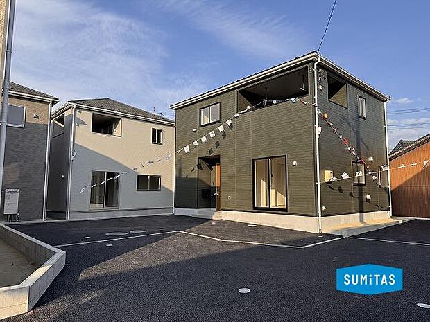 並列2台駐車可能(車種によります)