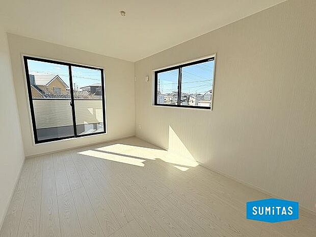 バルコニーへ出られます◎