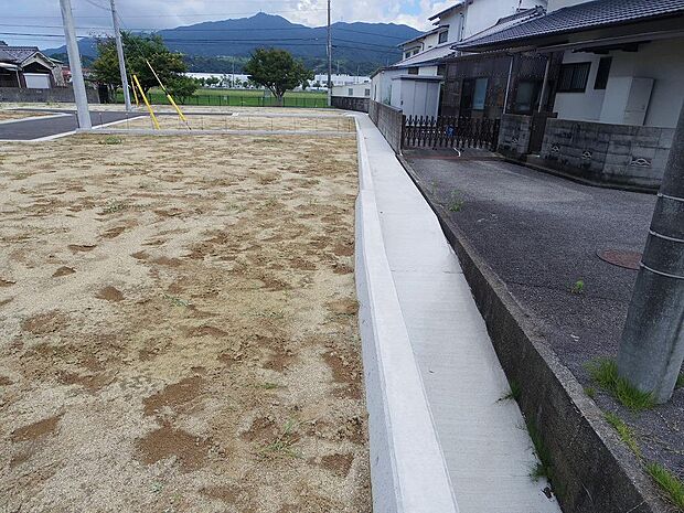更地の状態ですので、土地の状態が確認できて安心です♪