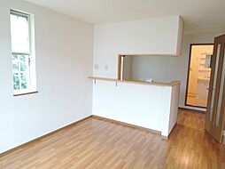 エヴァ　グリーン　Ａ 201 2階2LDKのリビング/ダイニング