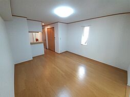 カーサ　アーデント 101 1階ワンルームのリビング/ダイニング