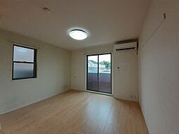 グランド　ソレイユ　協和II 101 1階ワンルームのリビング/ダイニング