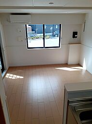 エピナールVI 105 1階1LDKのリビング/ダイニング