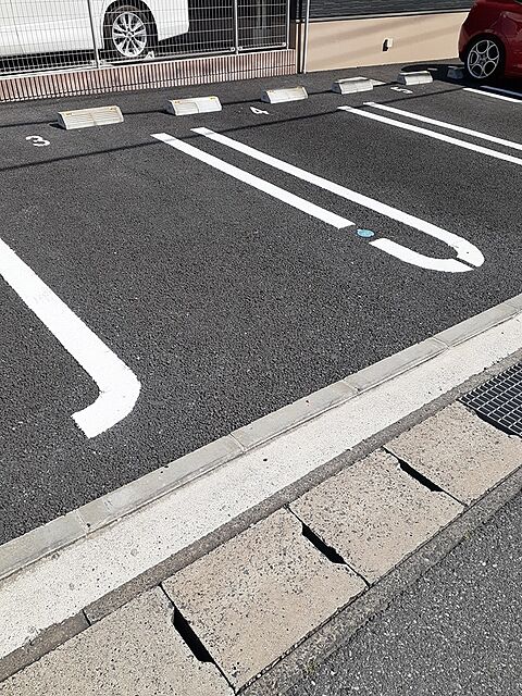 5 / 11