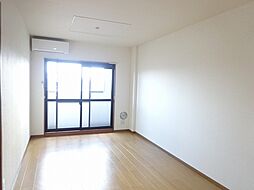 ガーデンプレイスII 304 3階2LDKのリビング/ダイニング