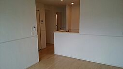 リープリング 103 1階1LDKのリビング/ダイニング