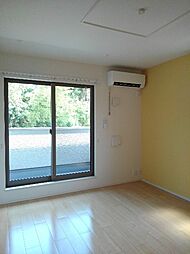 ポム・フルール 205 2階2LDKのリビング/ダイニング