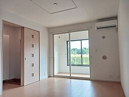 ビオーラ・グランパ 101 1階1LDKのリビング/ダイニング