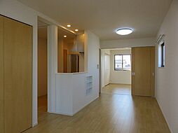 マリーゴールド 205 2階2LDKのリビング/ダイニング