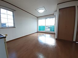 オクトパスガーデン 204 2階2LDKのリビング/ダイニング