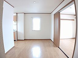 リバーサイドＰＡＲＴII 202 2階3LDKのリビング/ダイニング