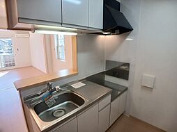 ピュア　ウェル 103 1階1DKのリビング/ダイニング