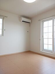 カルムヒルズ平井 201 2階1LDKのリビング/ダイニング