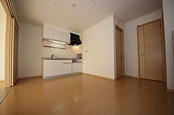 ボヌール・ヴィラ 102 1階2DKのリビング/ダイニング