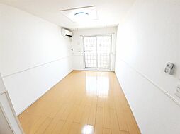 カルム・メゾン・Ｋ 102 1階1LDKのリビング/ダイニング