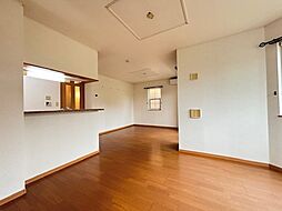 パークサイドさくら 101 1階1LDKのリビング/ダイニング