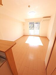 ソレイユ 103 1階ワンルームのリビング/ダイニング