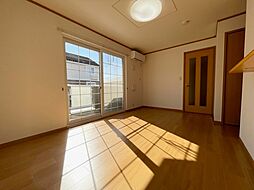 カルムＢ棟 102 1階1LDKのリビング/ダイニング