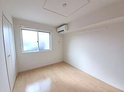 グランディール 102 1階1LDKの室内