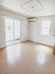 サンヴァリエ華 101 1階1LDKのリビング/ダイニング