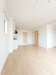 グランシャリオVI 201 2階2LDKのリビング/ダイニング