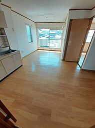 サンエステート 201 2階2LDKのリビング/ダイニング