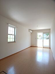 ミルト　ブリーゼＢ 101 1階1LDKのリビング/ダイニング